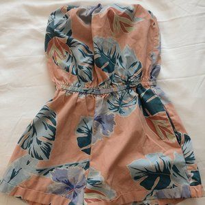 New Urban Outfitters Tropical Rumper Size XS